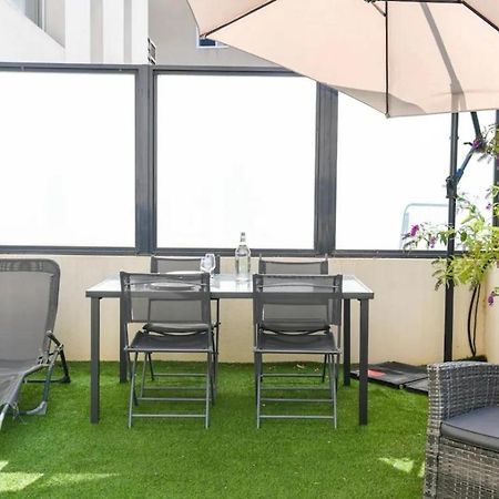 Superbe Appartement Avec Terrasse, Piscine & Parking Prive A Marseille Kültér fotó