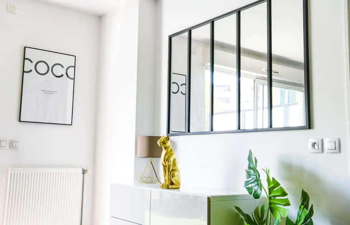 Superbe Appartement Avec Terrasse, Piscine & Parking Prive A Marseille Kültér fotó