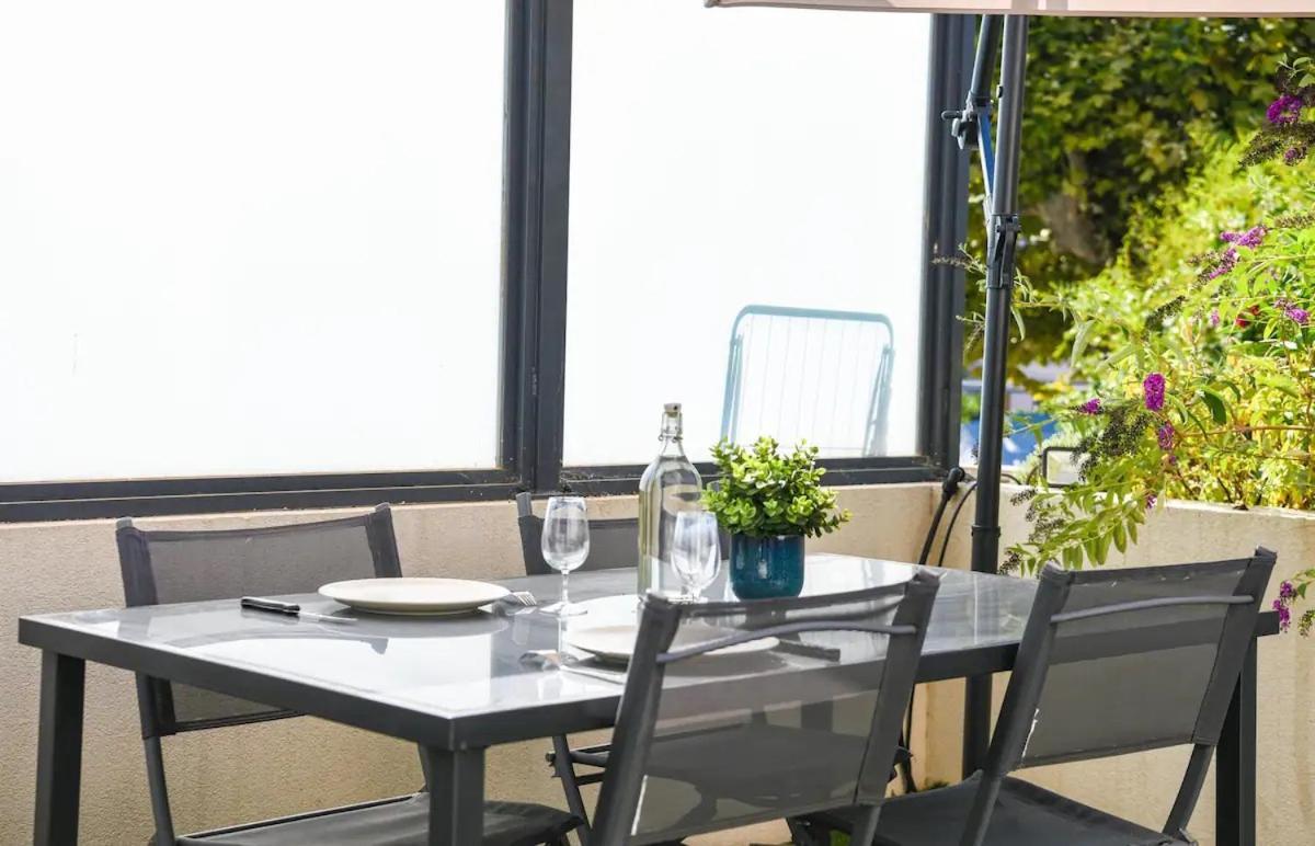 Superbe Appartement Avec Terrasse, Piscine & Parking Prive A Marseille Kültér fotó